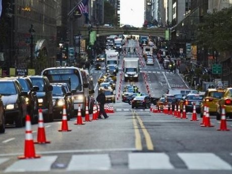 Di New York, Membiarkan Mesin Mobil Menyala saat Parkir Bisa Didenda