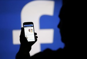 Transfer Uang Lewat Facebook Jadi Lebih Mudah