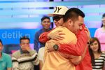 Momen Nassar Menangis Lalu Mesra dengan Raffi