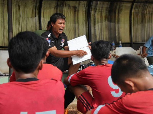 Memburu Tiket ke Old Trafford di Siliwangi