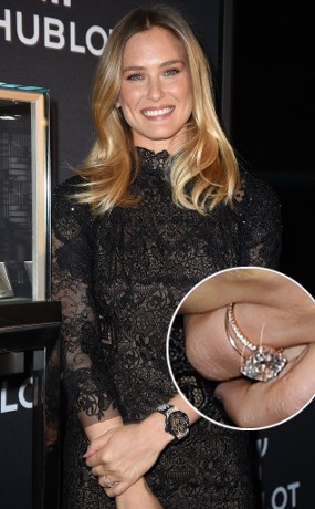 Bar Rafaeli Pamer Cincin Tunangan, Miranda Kerr Cantik Sejak Kecil Bar Rafaeli Pamer Cincin Tunangan, Miranda Kerr Cantik Sejak Kecil