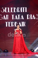 Ashanty Merah Mempesona di !nsert Fashion Award 2015