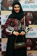 Zee Zee Shahab, Hijab dan Tas LV