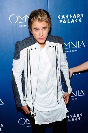 Justin Bieber Dituntut Tetangga karena Sebabkan Tekanan Emosional