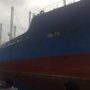 Ini Kapal Maling Ikan Terbesar Sepanjang Sejarah, Ada Hiu Martil di Dalamnya