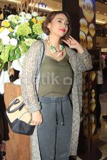 Si Janda Cantik, Feby Febiola