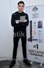 Gantengan Mana, El Rumi atau Stefan William?
