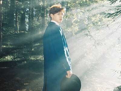Chanyeol EXO Berpose di Hutan Arizona untuk EXODUS