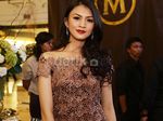 Pesona Donita Berbibir Merah