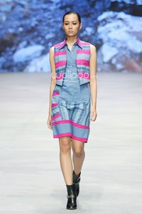 Colourful Banyuwangi by Priscilla Saputro Novum Etno. Indonesia Fashion Week 2015 at Jakarta Convention Center. Senayan. Jakarta. [Foto: Mohammad Abduh/Wolipop]