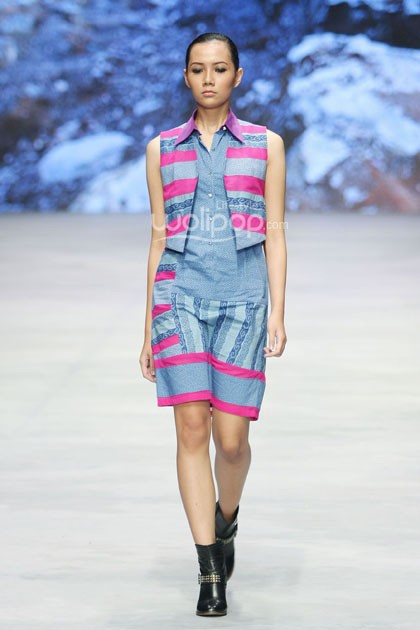 Colourful Banyuwangi by Priscilla Saputro Novum Etno. Indonesia Fashion Week 2015 at Jakarta Convention Center. Senayan. Jakarta. [Foto: Mohammad Abduh/Wolipop]