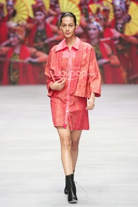 Colourful Banyuwangi by Priscilla Saputro Novum Etno. Indonesia Fashion Week 2015 at Jakarta Convention Center. Senayan. Jakarta. [Foto: Mohammad Abduh/Wolipop]