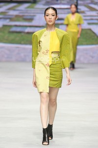 Colourful Banyuwangi by Priscilla Saputro Novum Etno. Indonesia Fashion Week 2015 at Jakarta Convention Center. Senayan. Jakarta. [Foto: Mohammad Abduh/Wolipop]