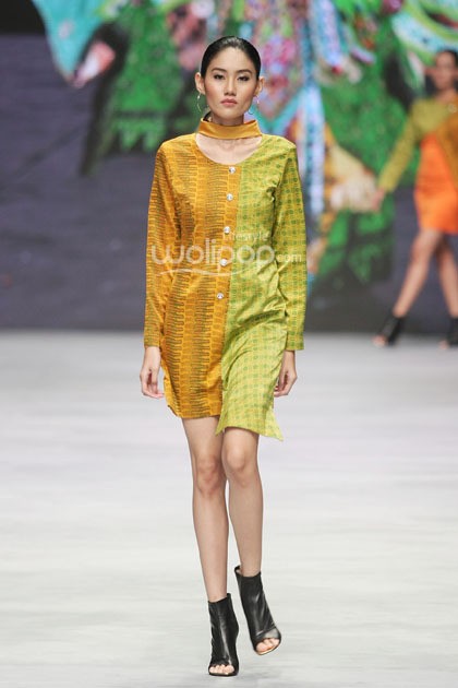 Colourful Banyuwangi by Priscilla Saputro Novum Etno. Indonesia Fashion Week 2015 at Jakarta Convention Center. Senayan. Jakarta. [Foto: Mohammad Abduh/Wolipop]