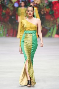 Colourful Banyuwangi by Priscilla Saputro Novum Etno. Indonesia Fashion Week 2015 at Jakarta Convention Center. Senayan. Jakarta. [Foto: Mohammad Abduh/Wolipop]