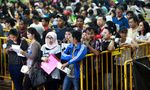 Panjangnya Antrean Penukaran Tiket One Direction