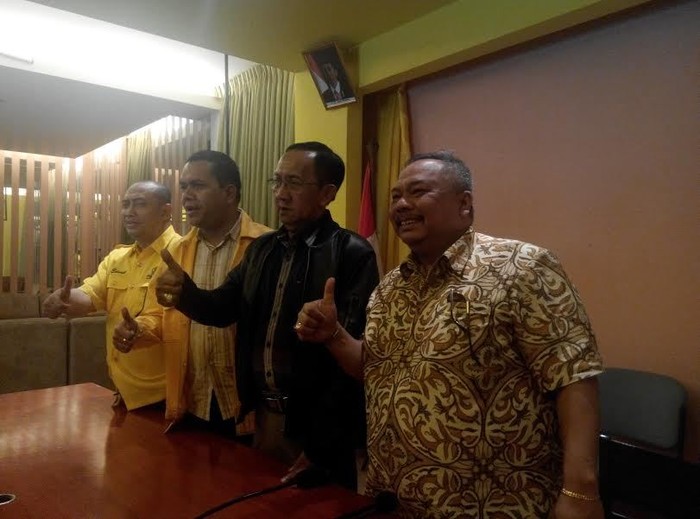 Yorrys Ngaku Sudah Pegang SK Menkum, Leo Nababan Berharap Terbit Senin