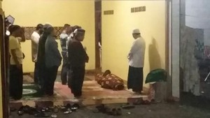 Rahmat 30 Tahun Dagang Beras, Namanya Kondang Bagi Sesama Pedagang di Ciracas