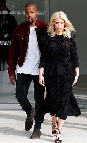 Ingin Tetap Eksis, Kim Kardashian dan Kanye West Sewa Fotografer Pribadi