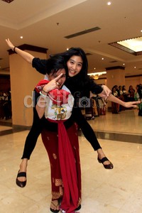 Duh, Olive jahil banget! Pool/Akew/detikFoto.