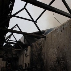 Gudang Kopra di Kalimas Terbakar