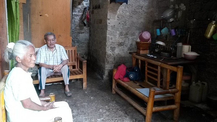 Soeparmin Khawatir Rumah Setengah Jadi Ambruk saat Hujan Turun