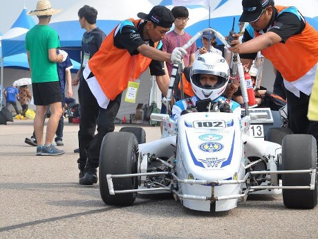 Mobil Formula Buatan Mahasiswa Yogya Siap Bertarung di Jepang