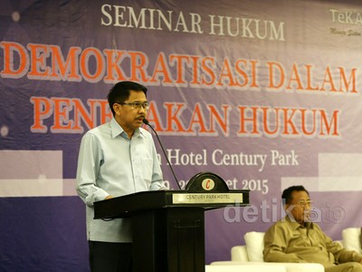 Diskusi Demokratisasi Dalam Penegakan Hukum