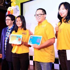 Siapa Berani Menantang Grand Master Catur Wanita Ini?