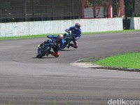 Seluruh pebalap mengoptimalkan kemampuannya dalam memacu Suzuki Satria FU150 dan menargetkan menempati posisi tertinggi untuk memperoleh poin besar.