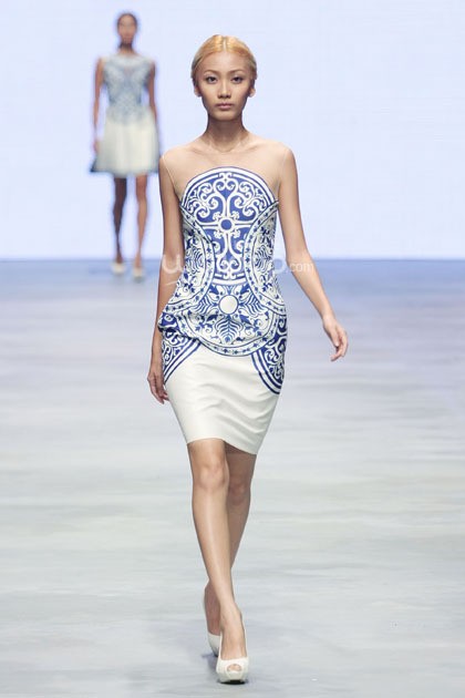 Algarry by Albert Yanuar. Attack Present Fearless in Every Detail. Indonesia Fashion Week 2015 at Jakarta Convention Center. Senayan. Jakarta. [Foto: Mohammad Abduh/Wolipop]