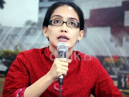 Rieke Diah Pitaloka Sudah Lama Diisukan Pisah Ranjang