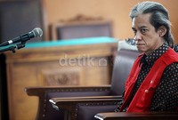 Fariz RM kembali menjalani sidang lanjutan terkait kasus narkoba yang dialaminya. Grandyos Zafna/detikFoto.