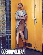 Suzy 'miss A' Pamer Kaki Jenjang di London