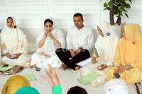 Selain syukuran kehamilan Nagita, ada juga acara pengajian sebelum Raffi dan sang mama, Amy Qanita yang akan pergi melaksanakan ibadah umrah. Pool/Akew/detikFoto.