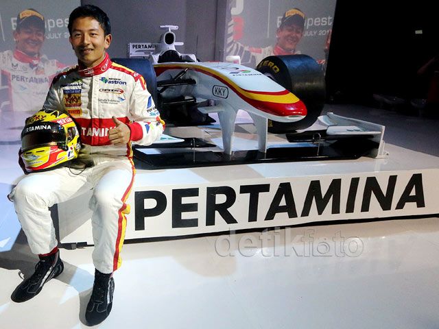 Rio Haryanto Bidik Poin di Setiap Race GP2 2015