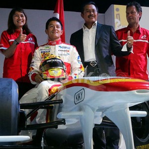 Gabung Campos Racing, Rio Haryanto Bidik Poin di Setiap Race GP2 2015