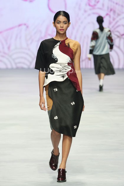Rinda Salmun Elevation. Lauriel Fearless. Indonesia Fashion Week 2015 at Jakarta Convention Center. Senayan. Jakarta. [Foto: Mohammad Abduh/Wolipop]
