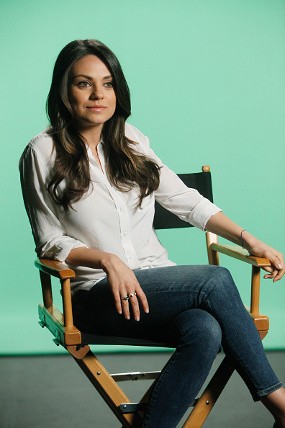 Mila Kunis Pikirkan Sang Putri Ketika Bercinta dengan Ashton Kutcher