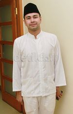 Raffi Ahmad Siap Berangkat Umrah Hari Ini