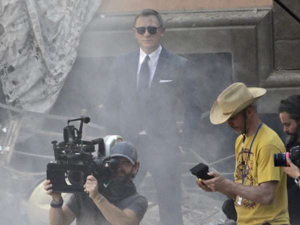 Mengintip Syuting Film Bond ke-24 di Meksiko Mengintip Syuting Film Bond ke-24 di Meksiko