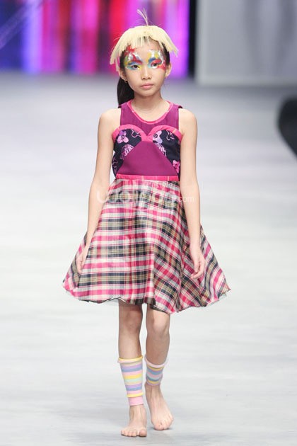 LENNOR by Lenny Agustin Artisanal City. Indonesia Fashion Week 2015 at Jakarta Convention Center. Senayan. Jakarta. [Foto: Mohammad Abduh/Wolipop]