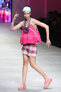 LENNOR by Lenny Agustin Artisanal City. Indonesia Fashion Week 2015 at Jakarta Convention Center. Senayan. Jakarta. [Foto: Mohammad Abduh/Wolipop]