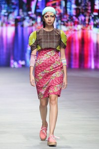 LENNOR by Lenny Agustin Artisanal City. Indonesia Fashion Week 2015 at Jakarta Convention Center. Senayan. Jakarta. [Foto: Mohammad Abduh/Wolipop]