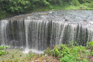 4 Kembaran Air Terjun Niagara di Indonesia