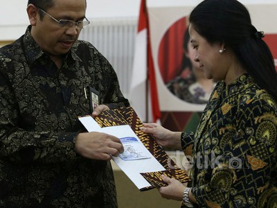 Puan Serahkan SPT