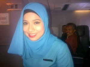 Kecantikan Pramugari Berhijab di Maskapai NAM Air