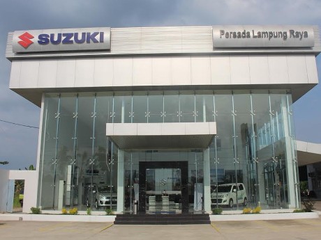 Suzuki Resmikan Outler Lampung