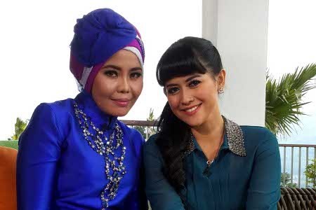 Jelang Umroh, Meggy Konsultasi Kesehatan