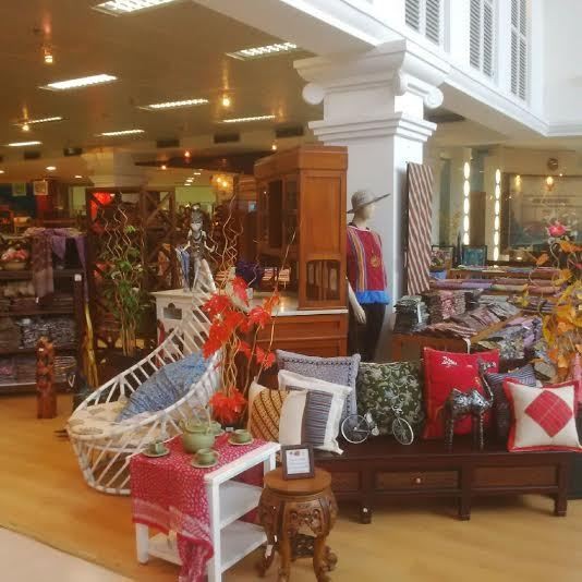 SMESCO Sepi Pengunjung, Pedagang UKM Hanya Andalkan Akhir Pekan